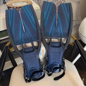Scuba Pro Twin Jet Flippers Sz Medium